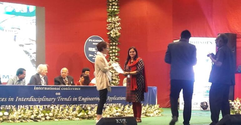 Dr. Sangeeta Choudhary Receives Best Paper Presentation Award